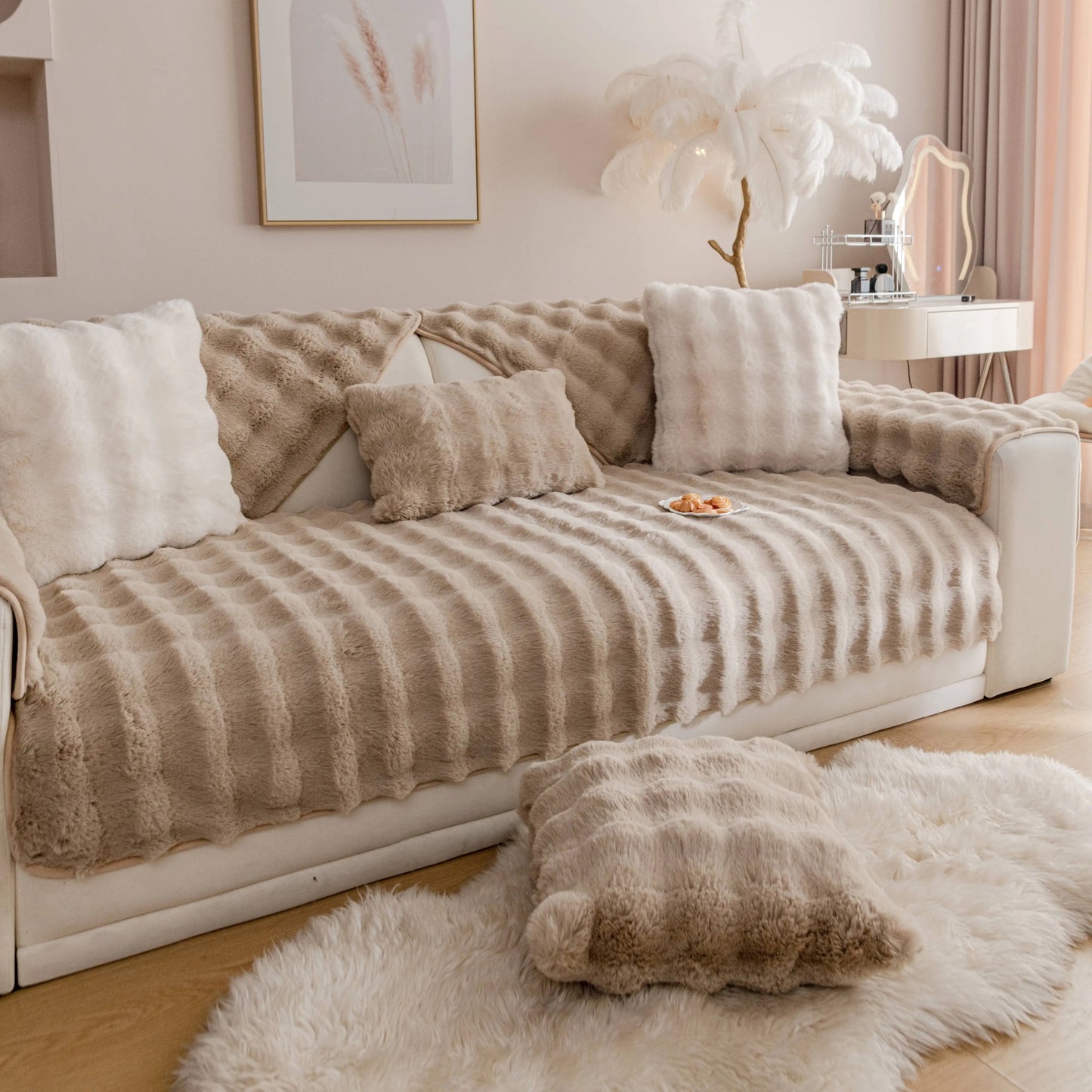 Ultra-Soft Rabbit Fur Couch Cover – Cozy ,Durable & Comfortable  Ant Slipcover